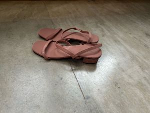 Sneak A Peak Peach 🍑 Colour Heel Sandals