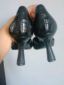 Mango Pumps