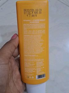Dot and key vitamin c sunscreen