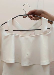 White 🤍 Beautiful Criss Cross Top Sexy Back