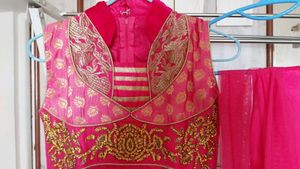 Women Ethnic 3 Pic Anarkali Set
