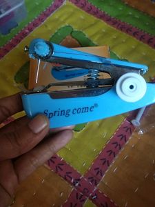 Mini Handheld Sewing Machine