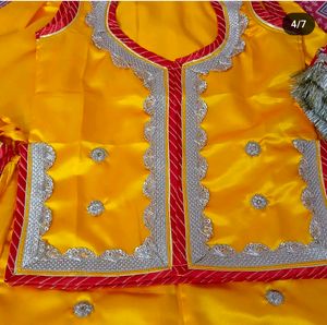 Beautiful Piliya Poshak