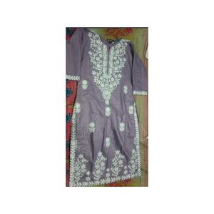Levender Embroidered Straight Kurti 💜