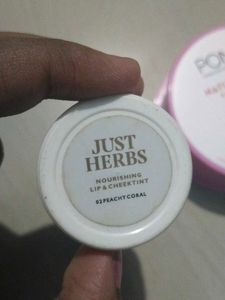 Pond&#39;s Face Powder + Just Herbs Cheeck Tint