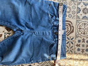 Jeggings/ Skinny Jeans(stretchy)