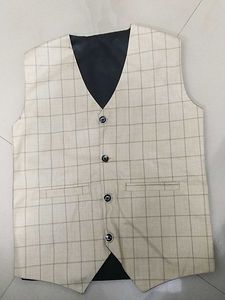BOY&#39;s Checkered Suit