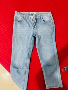 Max Capri