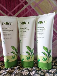 Plum Green Tea Face Wash