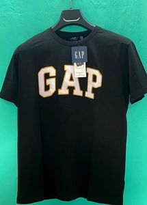 GAP Black Graphic Tee - New!