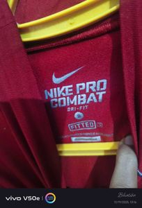 Nike Red Long Sleeves t shirt