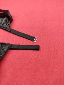 Garter Balt Size 28