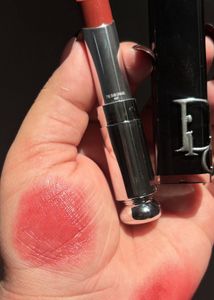 Dior Addict  Brilliant Shine Lipstick