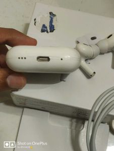 Apple AirPods Pro 2nd Gen