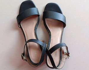 Bata Ankle Strap Women's Cross Evening