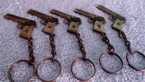 5 Desert Eagle Keychain ( Iron)
