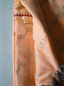 Foil Print Peach Saree With Gotapati Border