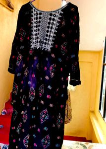 2 blackand  Maroon Embroidered Kurta
