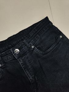 Zudio Dark Grey Slim Fit Jeans + Roadster Tshirt