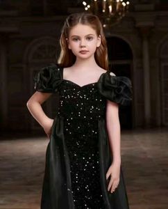 Elegant Black Dress