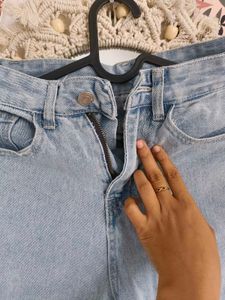 Light Wash Mom Jeans