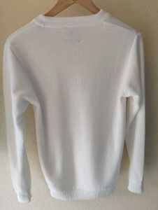 White Knitted Pullover Sweater