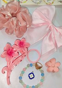 Pink/purple Hair Accessories hamper