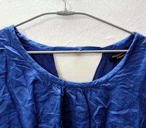 Women&#39;s Navy Blue Top