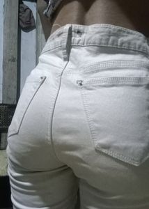 OFF WHITE DENIM JEANS 🤍