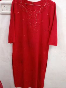Red Kurti