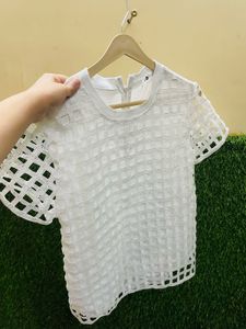 ELEGANT WHITE TOP FOR WOMEN