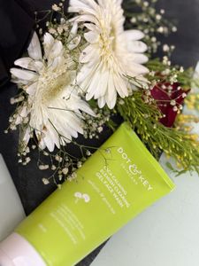 Dot & Key Cica Calming Face Wash