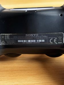 Sony DualShock 4 Wireless Controller (V2) - PS4