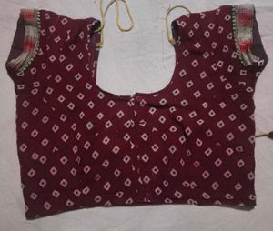 Maroon Diamond Pattern Blouse