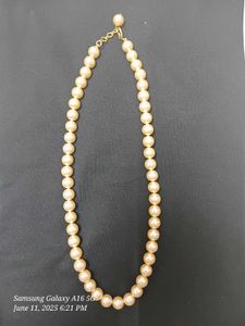 Single Strand Pearl Necklace.