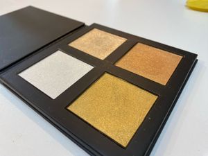 ✨Glass Skin Highlighter Palette