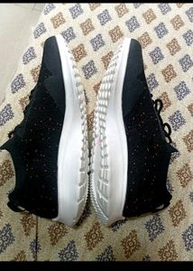 Brand new sneakers - Not even used once