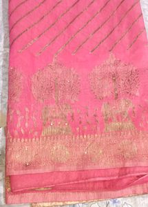 Pink &amp; Gold Saree - Elegant Traditional Wear