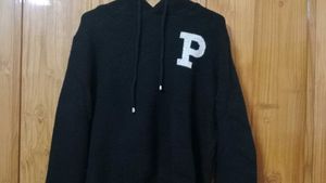 Black &#39;P&#39; Hoodie