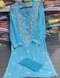 Chikankari Kurti (Free Size)