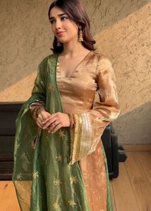 Mehr Suit Set