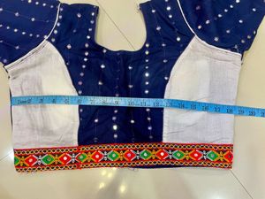 Lahenga Choli White &amp; Navy Blue