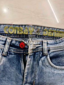 Light Wash Denim Jeans