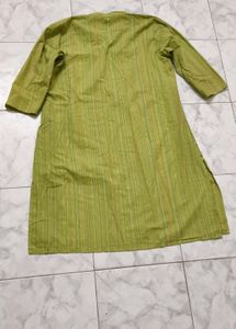 Elegant Green Cotton Kurti – Lightly Used