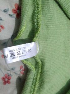 Cute Green women stretched crop top