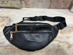 Purses & Sling Bags