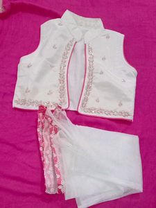 😍Girl suit 4 pieces 😍