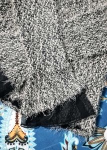 FLUFFY KNIT SWEATER 🩶