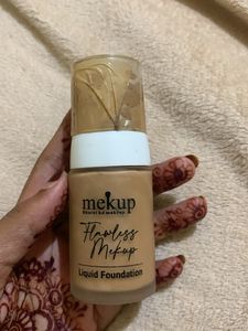 Mekup Liquid Foundation
