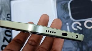 IQOO Z9x 5G New Mobile With Box